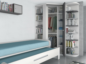 Detalle cama e interior armario